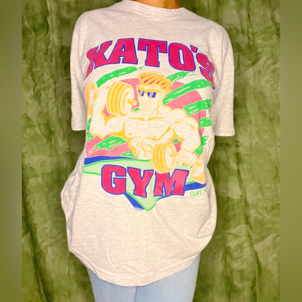 Vintage Kato’s Gym Vibrant Grey T-Shirt